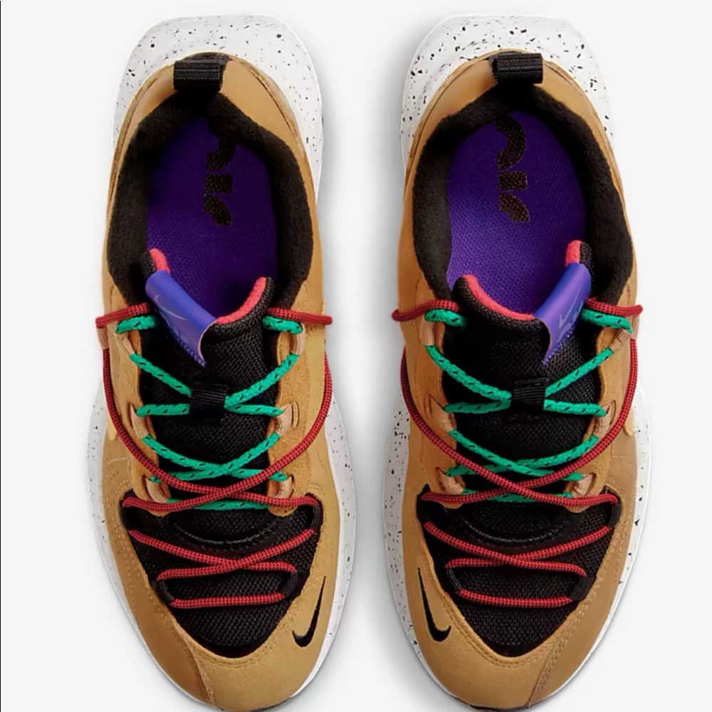 Nike Air Max Via - Picture 2 of 4